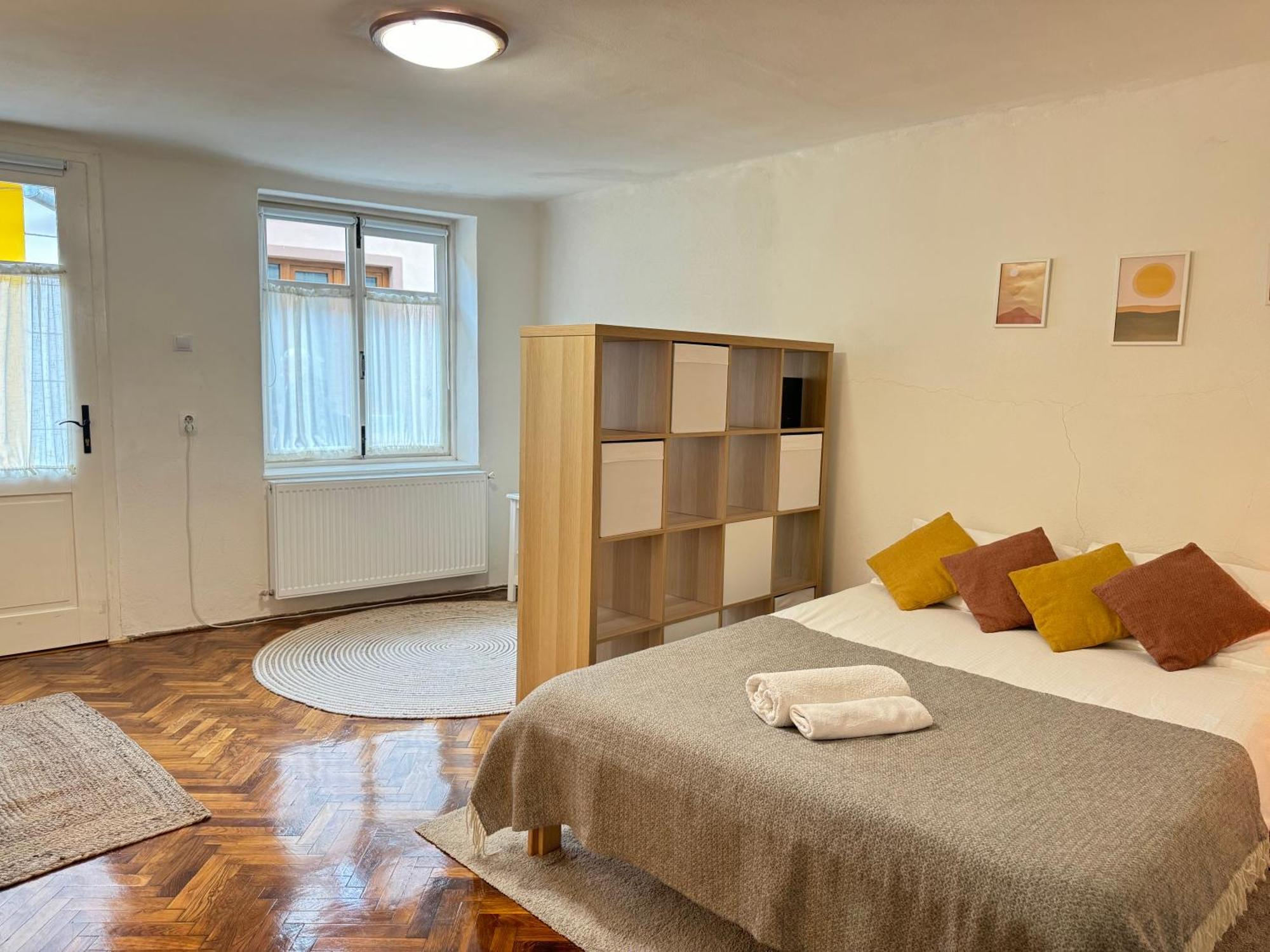 Charming Studio Ideal For Getaways Or Workations In Sibiu'S Medieval City Center מראה חיצוני תמונה