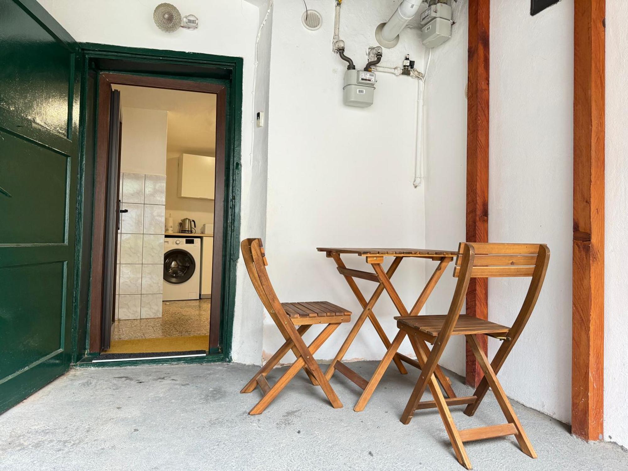 Charming Studio Ideal For Getaways Or Workations In Sibiu'S Medieval City Center מראה חיצוני תמונה