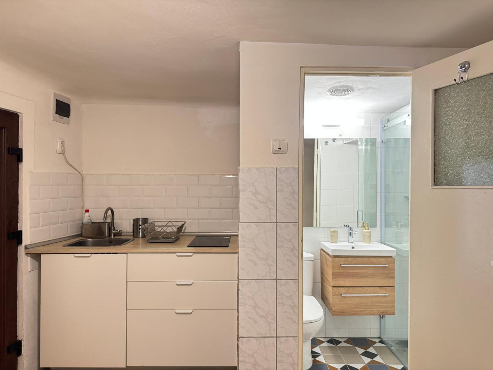 Charming Studio Ideal For Getaways Or Workations In Sibiu'S Medieval City Center מראה חיצוני תמונה