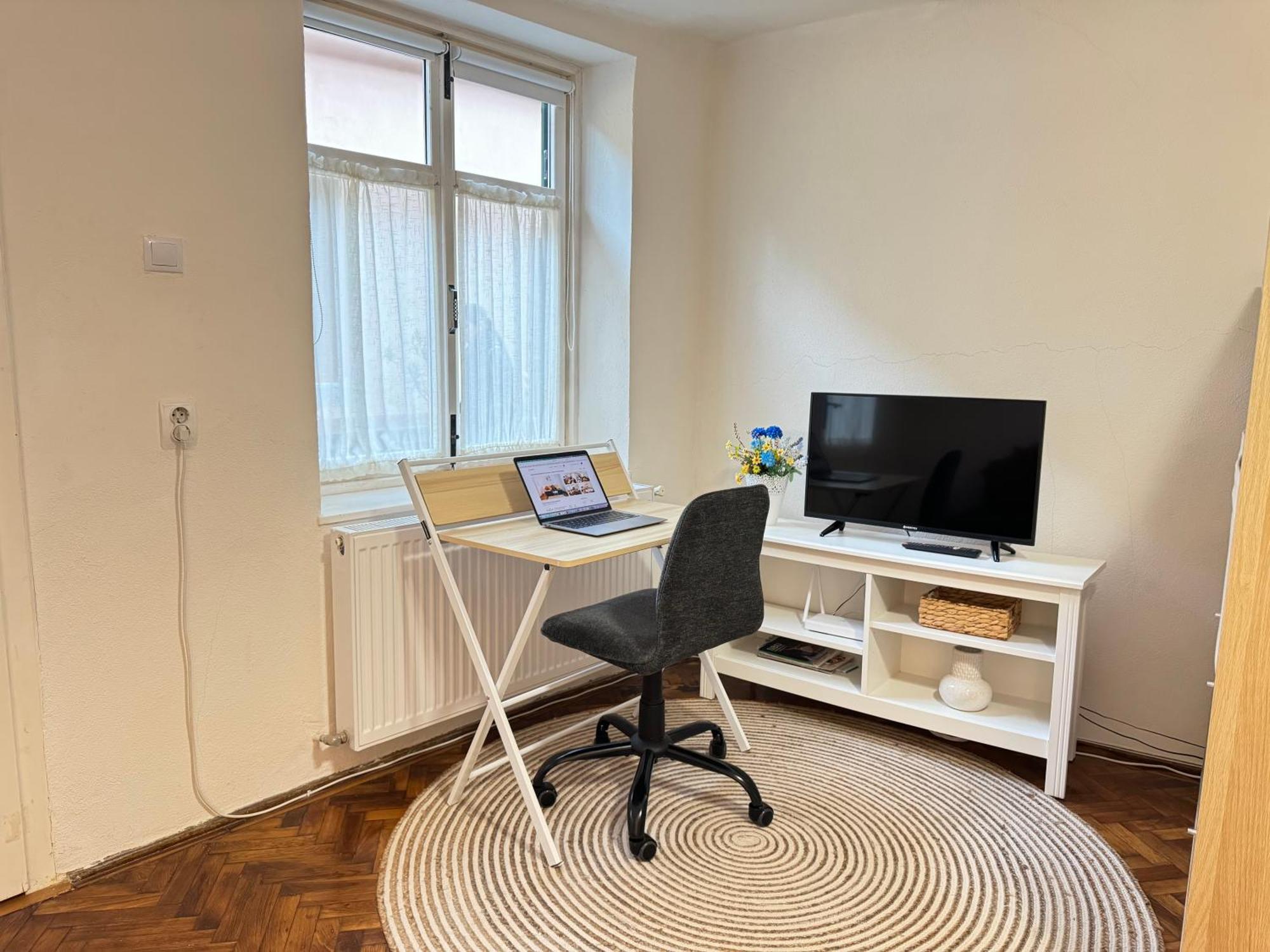 Charming Studio Ideal For Getaways Or Workations In Sibiu'S Medieval City Center מראה חיצוני תמונה
